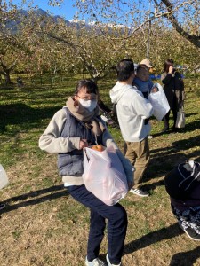 LINE_ALBUM_🍎1128(日)りんごの収穫体験_211206_6